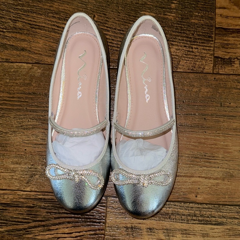 Girl’s Shoes